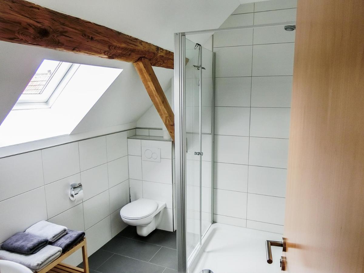 Gaestezimmer Im Weingut Wolf Grosskarlbach Buitenkant foto